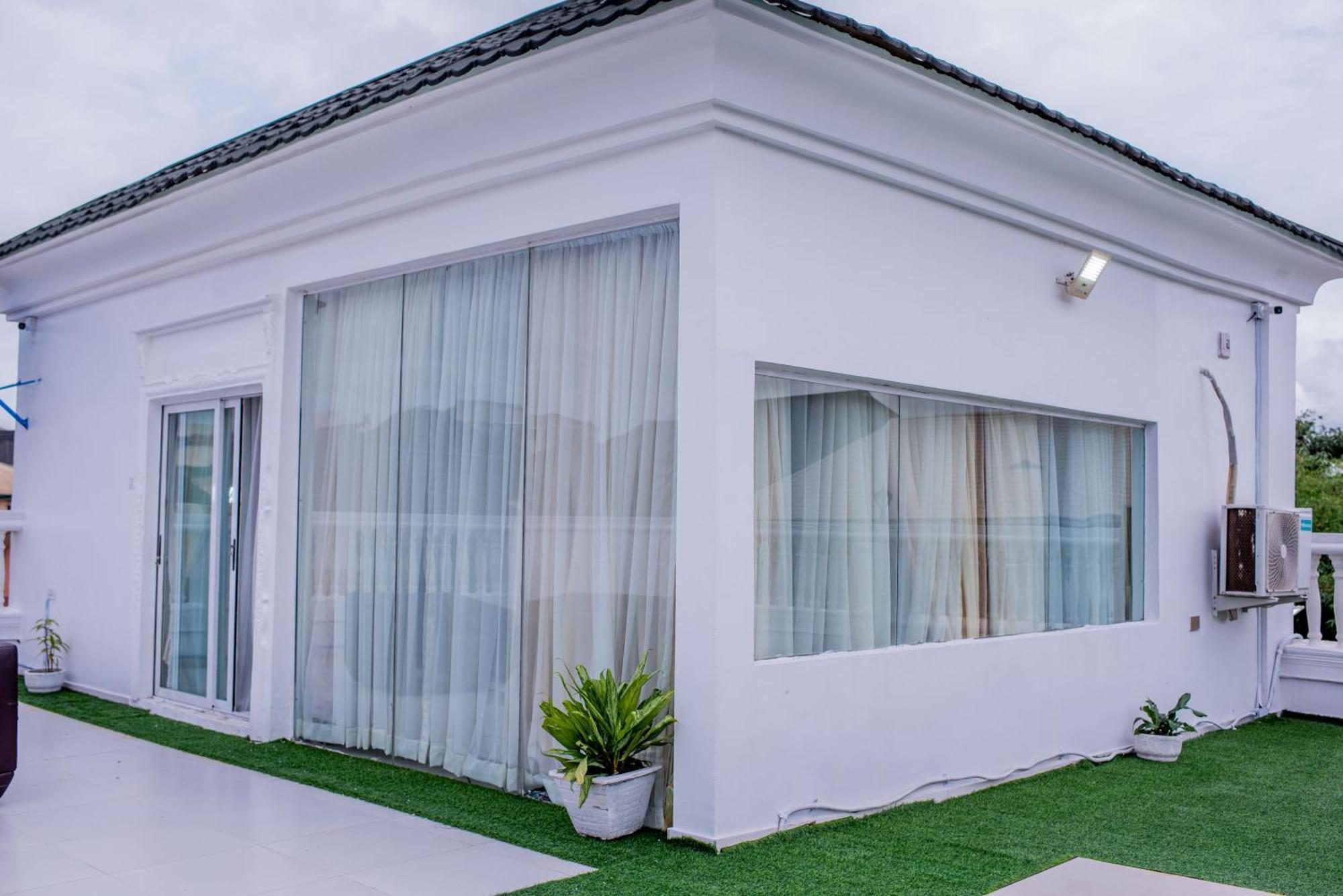 Mondeestars Luxury Home Ibadan Exterior photo